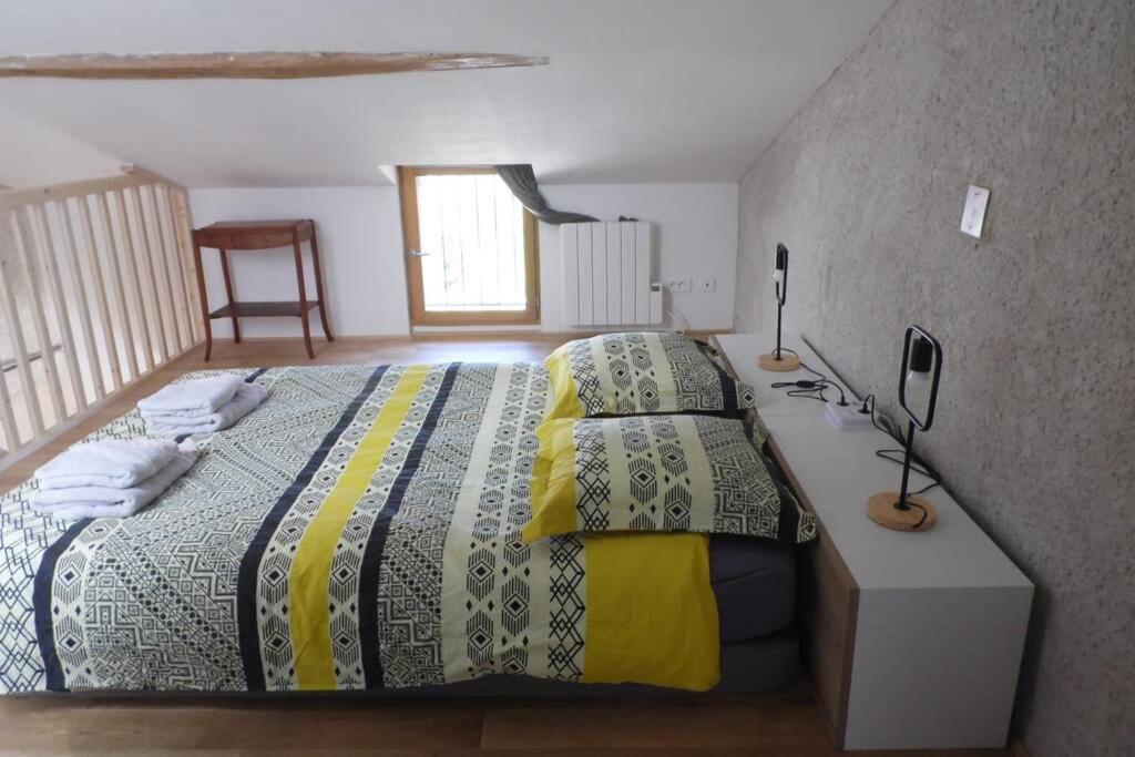 Maisonnette 40 M² Avec Parking Privé *